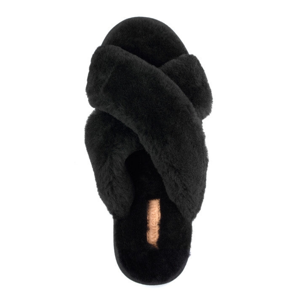 MSmofel size 9 black fluffy sandals